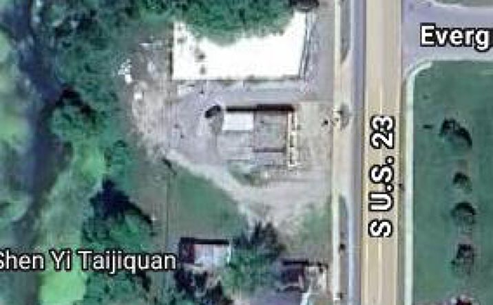 Pictures of Retail property located at 421 N STATE Street, Oscoda, MI 48750 for sales - image #1