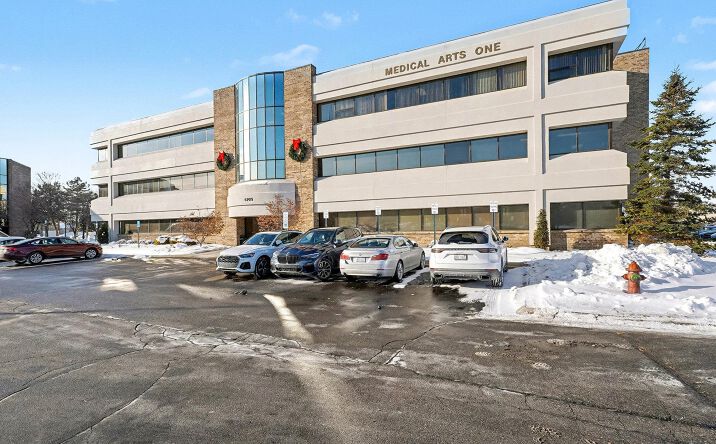 Pictures of Office property located at 4705 Towne Centre Road 304, Saginaw, MI 48604 for sales - image #1