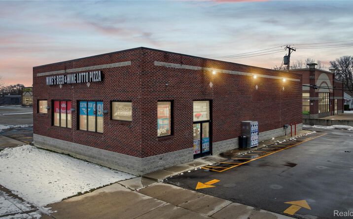Pictures of Business for Sale, Retail property located at 7512 9 Mile E, Macomb, MI 48091 for sales - image #1