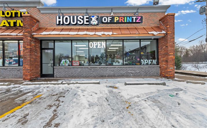 Pictures of Business for Sale, Retail, Industrial property located at 43911 Van Dyke, Sterling Heights, MI 48314 for sales - image #1