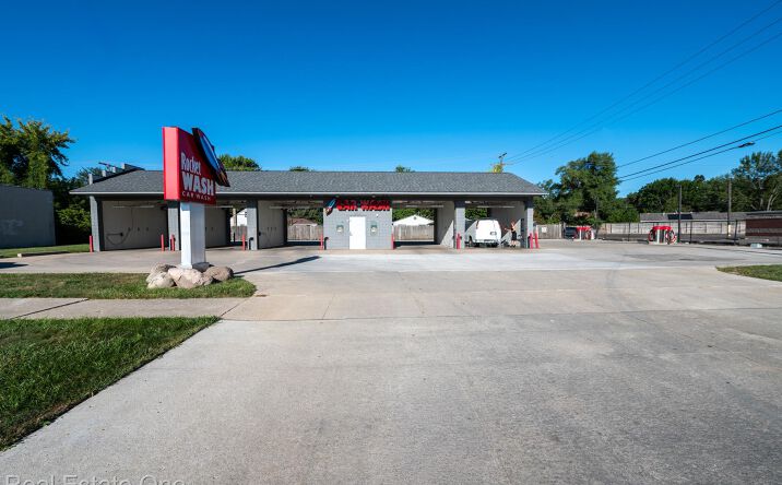 Pictures of Business for Sale property located at 12700 Allen Road, Taylor, MI 48180 for sales - image #1