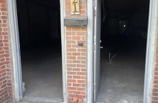 33661763