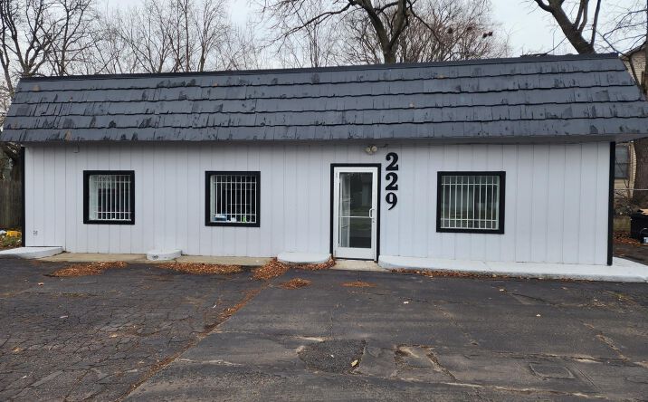 Pictures of Land property located at 229 W CESAR E CHAVEZ Avenue, Lansing, MI 48906 for sales - image #1