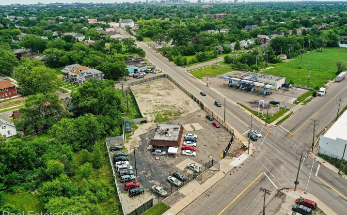 Pictures of Business for Sale, Retail, Industrial, Mixed Use, Land property located at 5858 Tireman, Detroit, MI 48204 for sales - image #1
