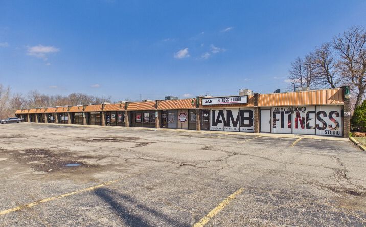 Pictures of Office, Mixed Use, Retail, Industrial property located at 4067 E Court Street, Burton, MI 48509 for sales - image #1