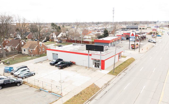Pictures of Land property located at 2477 Dix Highway, Lincoln Park, MI 48146 for sales - image #1
