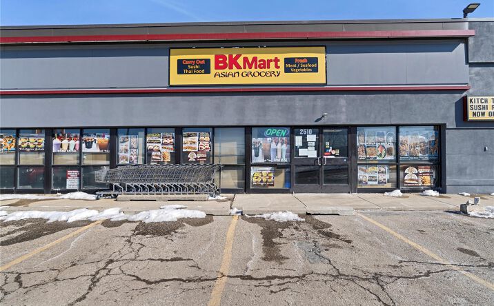 Pictures of Business for Sale, Retail property located at 2510 Dixie Highway, Waterford, MI 48328 for sales - image #1