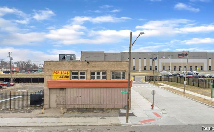 Pictures of Retail, Industrial property located at 14400 PLYMOUTH Road, Detroit, MI 48227 for sales - image #1