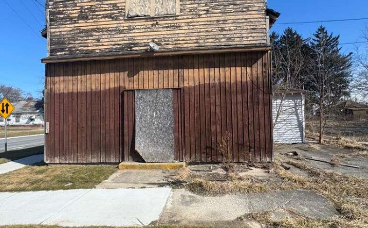 Pictures of Business for Sale property located at 2900 S Jefferson Avenue, Saginaw, MI 48601 for sales - image #1