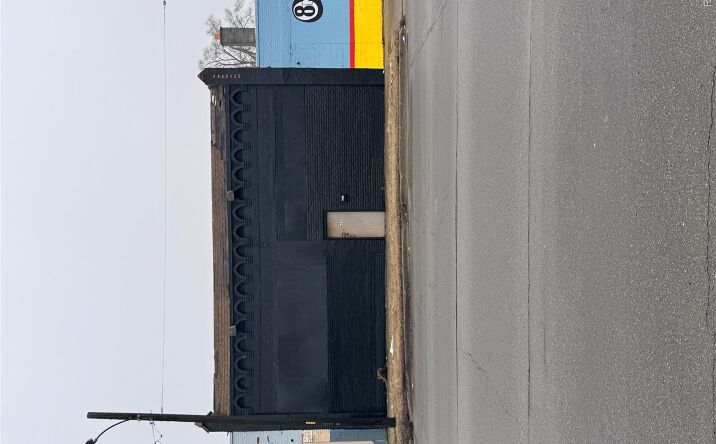 Pictures of Industrial property located at 8621 W 8 Mile Road, Detroit, MI 48221 for sales - image #1