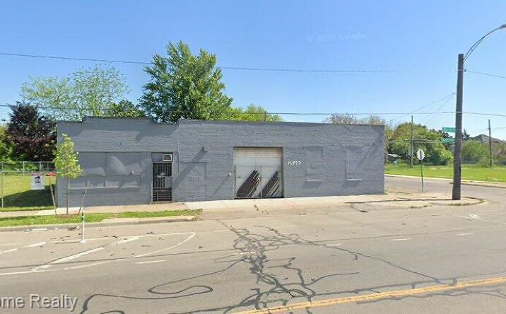 Pictures of Retail, Mixed Use, Industrial property located at 15100, Detroit, MI 48224 for sales - image #1
