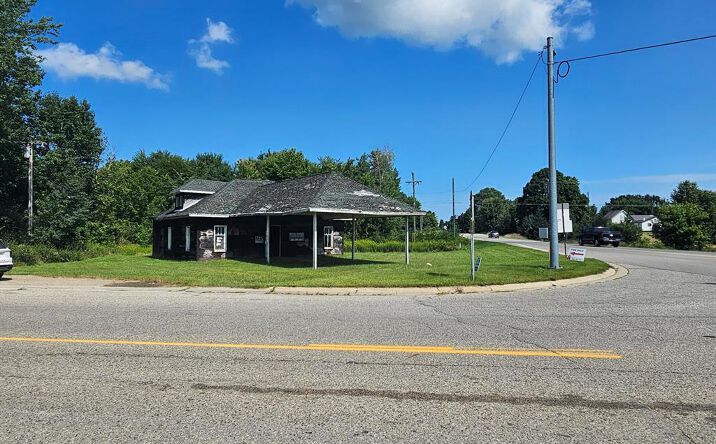 Pictures of Business for Sale, Retail property located at 4495 Bowers Road, Attica, MI 48412 for sales - image #1
