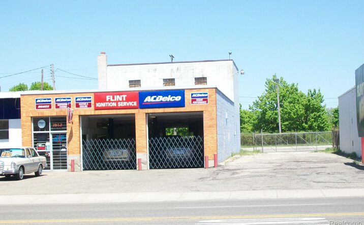 Pictures of Business for Sale, Retail property located at 1613 S Saginaw Street, Flint, MI 48503 for sales - image #1