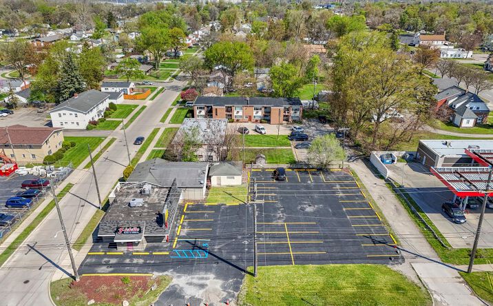 Pictures of Retail property located at 35676 Van Born Road, Wayne, MI 48184 for sales - image #1