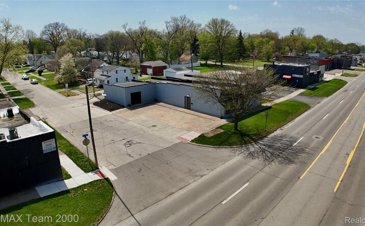 Pictures of Land property located at 25611 Van Born Road, Taylor, MI 48180 for sales - image #1