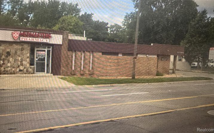 Pictures of Office property located at 12100 Dix Toledo Road, Southgate, MI 48195 for sales - image #1