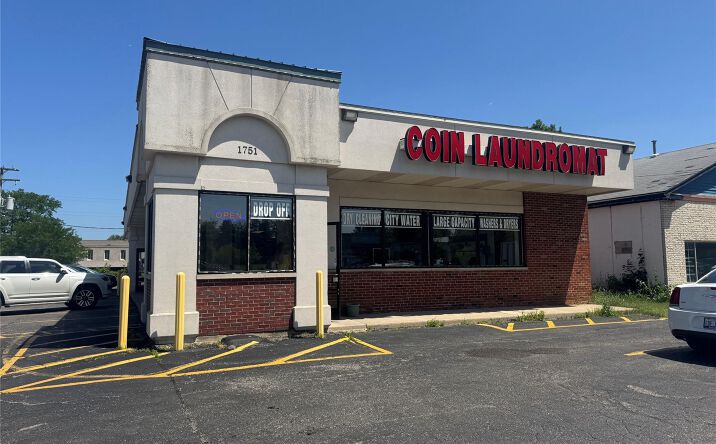 Pictures of Business for Sale, Retail property located at 1751 E West Maple Road, Walled Lake, MI 48390 for sales - image #1