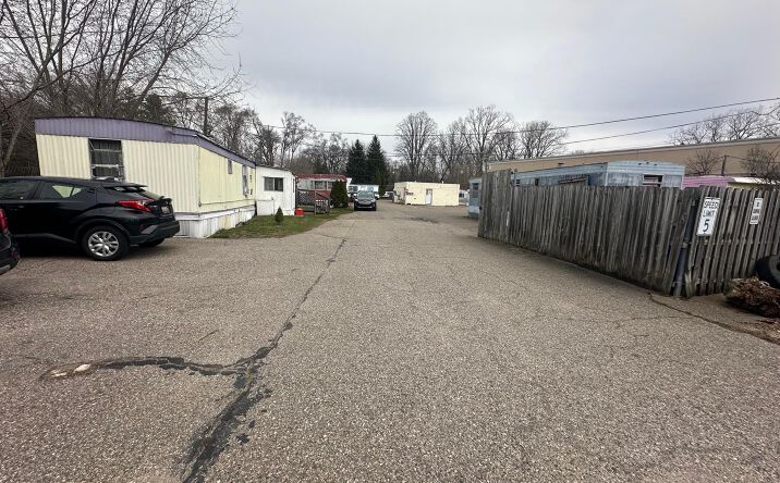 Pictures of Business for Sale, Multifamily, Land property located at 28730 GRAND RIVER Avenue, Farmington Hills, MI 48336 for sales - image #1