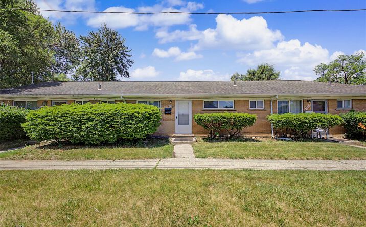 Pictures of Multifamily property located at 34503 Glenwood Road, Wayne, MI 48184 for sales - image #1