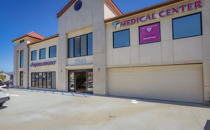 Pictures of Office property located at 7341 FOOTHILL BLVD, TUJUNGA, CA 91042-2795 for sales - image #1