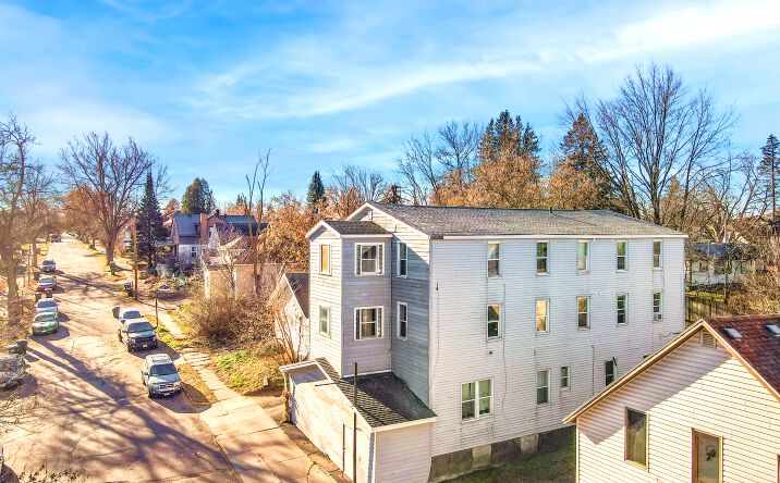 Pictures of Multifamily property located at 17 8th Street, Cloquet, MN 55720 for sales - image #1