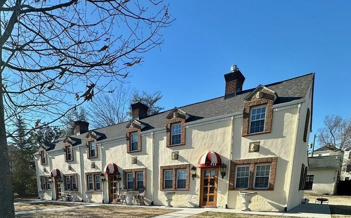 Pictures of Multifamily property located at 702 Jackson Street, Fredericksburg, VA 22401 for sales - image #1