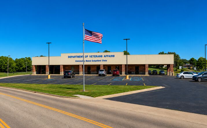 Pictures of Retail, Office property located at 608 Rollie Moore Drive, Harrisburg, IL 62946 for sales - image #1