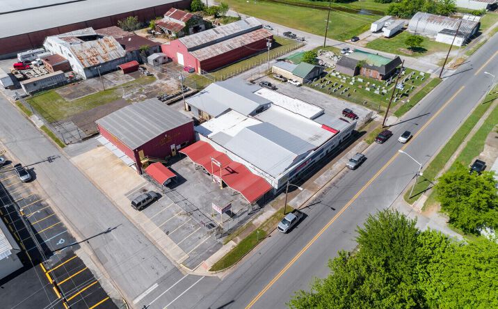 Pictures of Retail, Industrial, Special Purpose property located at 101 Moulton Street West, Decatur, AL 35601 for sales - image #1