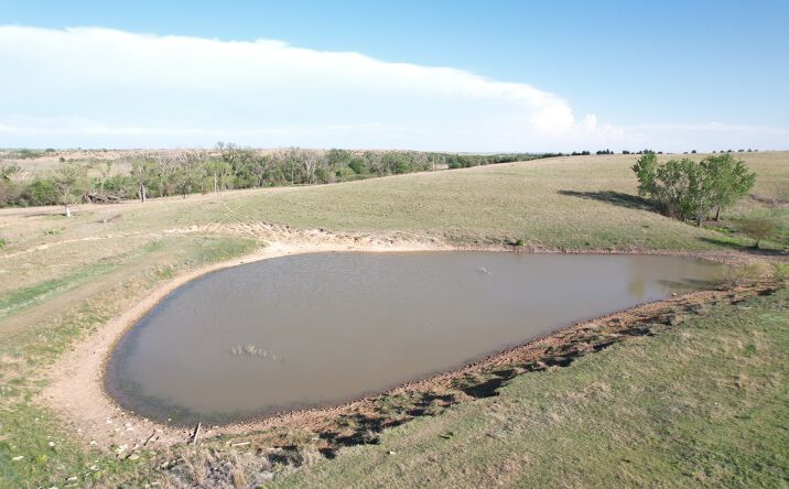 Pictures of Land property located at 3942 V Road, Beloit, KS 67420 for sales - image #1