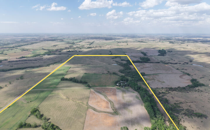 Pictures of Land property located at 1024 Cherokee Road, Clay Center, KS 67432 for sales - image #1