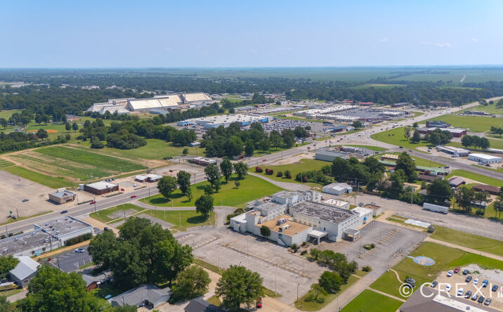 Pictures of Office property located at 1301 1st St, Kennett, MO 63857 for sales - image #1