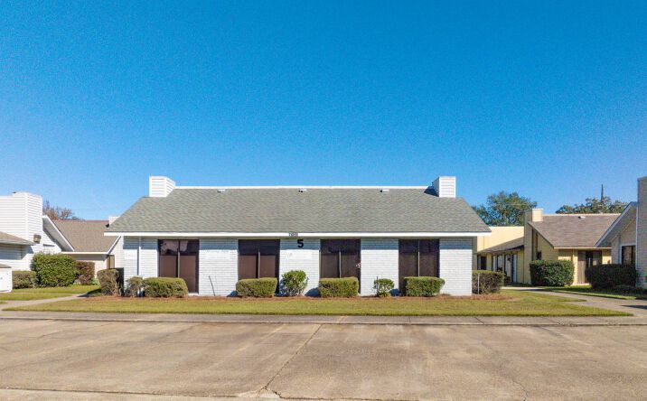 Pictures of Office property located at 1859 Avenue Of America, Monroe, LA 71201 for sales - image #1