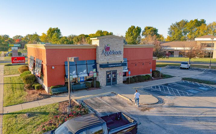 Pictures of Retail property located at 1301 Kansas Dr, Paola, KS 66071 for sales - image #1