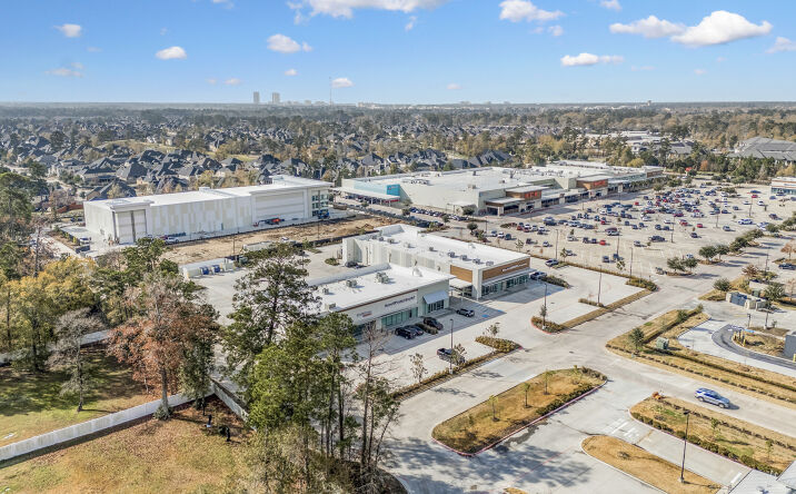 Pictures of Retail property located at 10350 Texas 242, Conroe, TX 77385 for sales - image #1