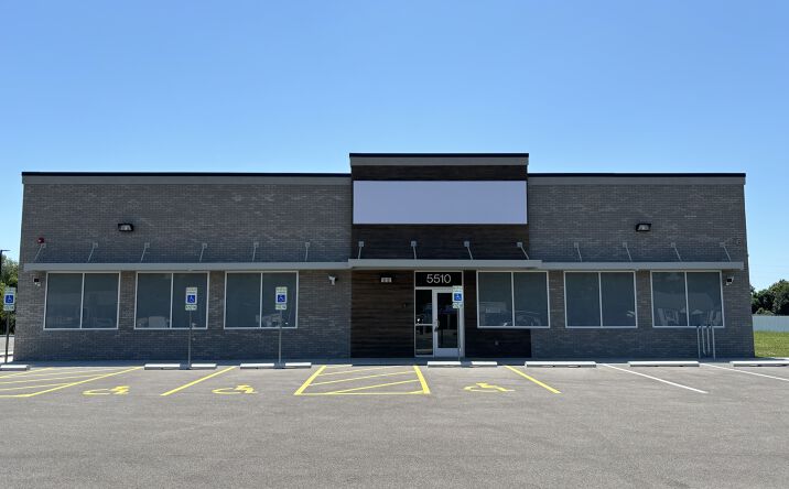 Pictures of Office property located at 5510 N Belt W, Belleville, IL 62226 for sales - image #1