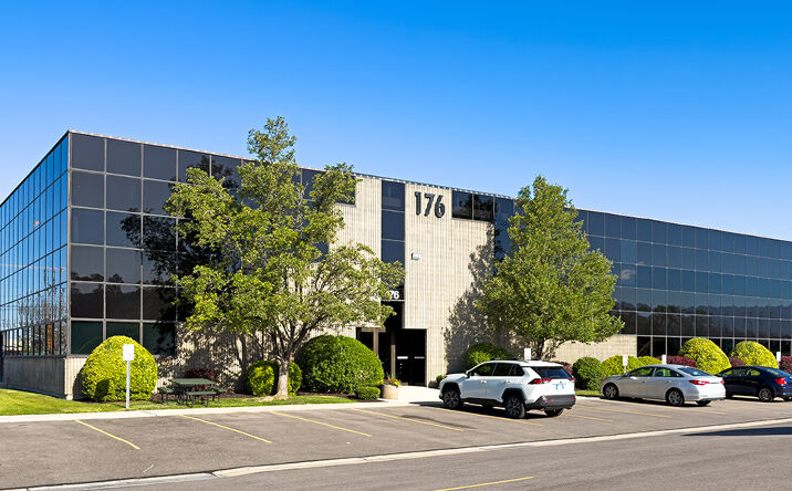 Pictures of Office property located at 176 North 2200 West, Salt Lake City, UT 84116 for sales - image #1