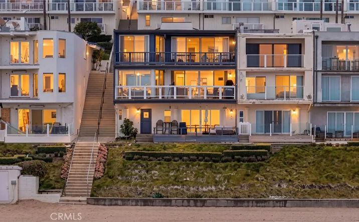 Pictures of Multifamily property located at 11914 Beach Club, Malibu, CA 90265 for sales - image #1