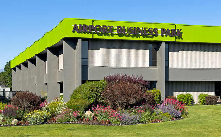 Pictures of Office property located at 220 North 2200 West, Salt Lake City, UT 84116 for sales - image #1