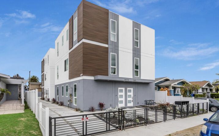 Pictures of Multifamily property located at 3987 Dalton Avenue, Los Angeles, CA 90062 for sales - image #1
