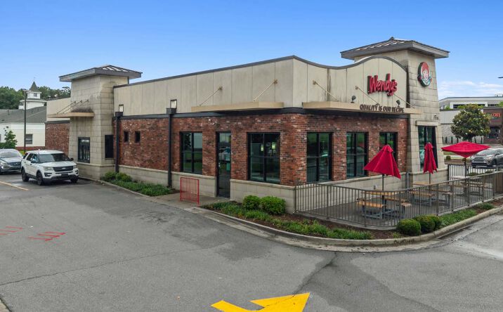 Pictures of Retail property located at 17717 Cantrell Rd, Little Rock, AR 72223 for sales - image #1