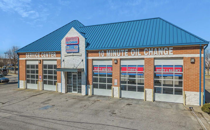 Pictures of Retail property located at 641 Southwest 19th Street, Moore, OK 73160 for sales - image #1