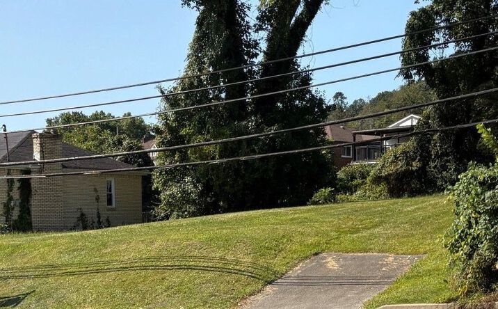 Pictures of Land property located at 1936 Lincoln Way, White Oak, PA 15131 for sales - image #1
