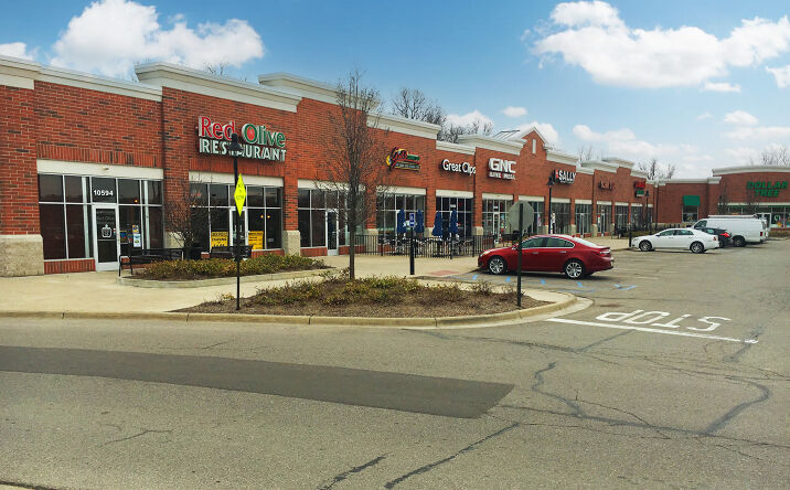 Pictures of Retail property located at 10500-10600 Highland Road, Hartland, MI 48353 for sales - image #1