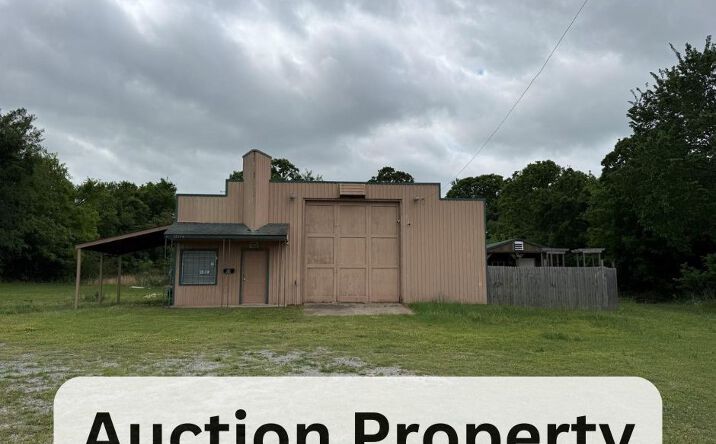 Pictures of Industrial, Mixed Use property located at 13594 State Hwy 9, Eufaula, OK 74462 for sales - image #1