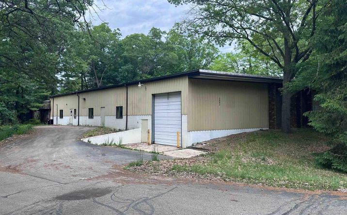 Pictures of Industrial property located at 2883 Aero Park Drive, Traverse City, MI 49686 for sales - image #1