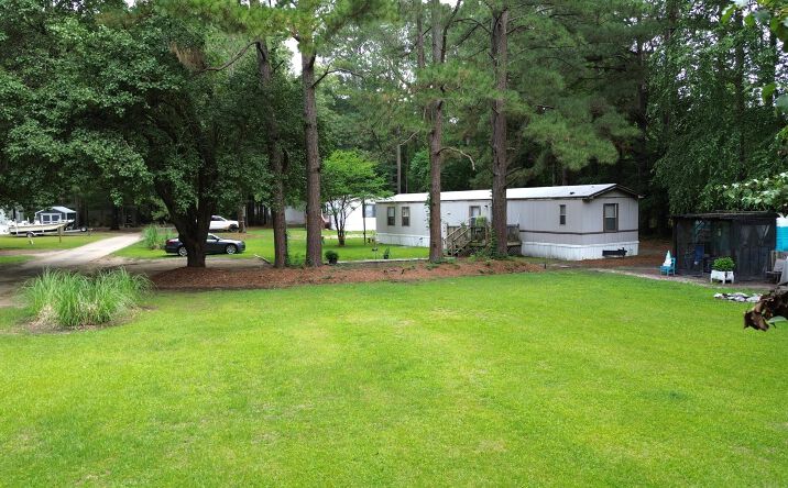 Pictures of Multifamily, Land, Mobile Home Park property located at 106 VALENCIA AVE, GOLDSBORO, NC 27534-6942 for sales - image #1