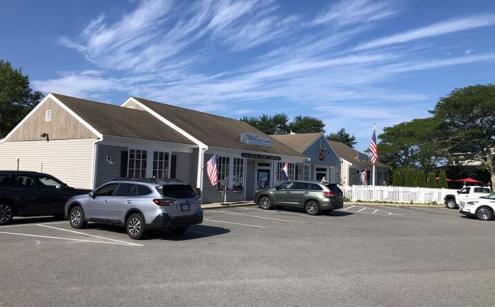 Pictures of Retail property located at 303 Orleans Road, North Chatham, MA 02650 for sales - image #1
