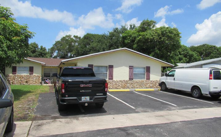 Pictures of Multifamily property located at 1211 SW 11th Avenue # 2 #1-2, Deerfield Beach, FL 33441 for sales - image #1