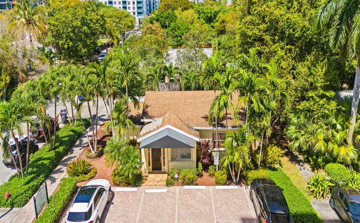 Pictures of Office, Retail property located at 103 NE 4th Street, Fort Lauderdale, FL 33301 for sales - image #1