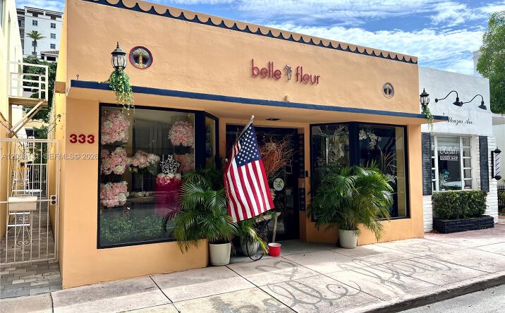 Pictures of Retail property located at 333 Alcazar Ave, Coral Gables, FL 33134 for sales - image #1